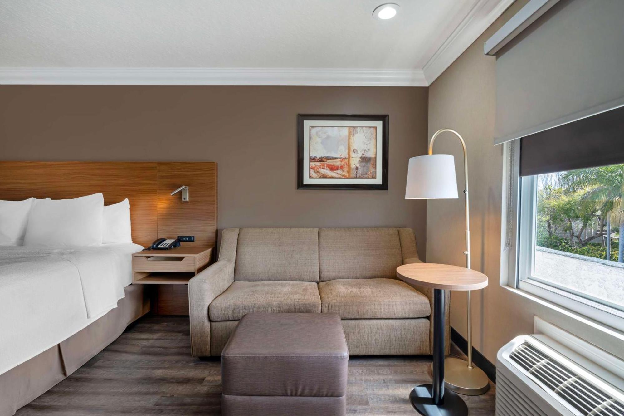 Best Western Plus Newport Mesa Inn Costa Mesa Dış mekan fotoğraf