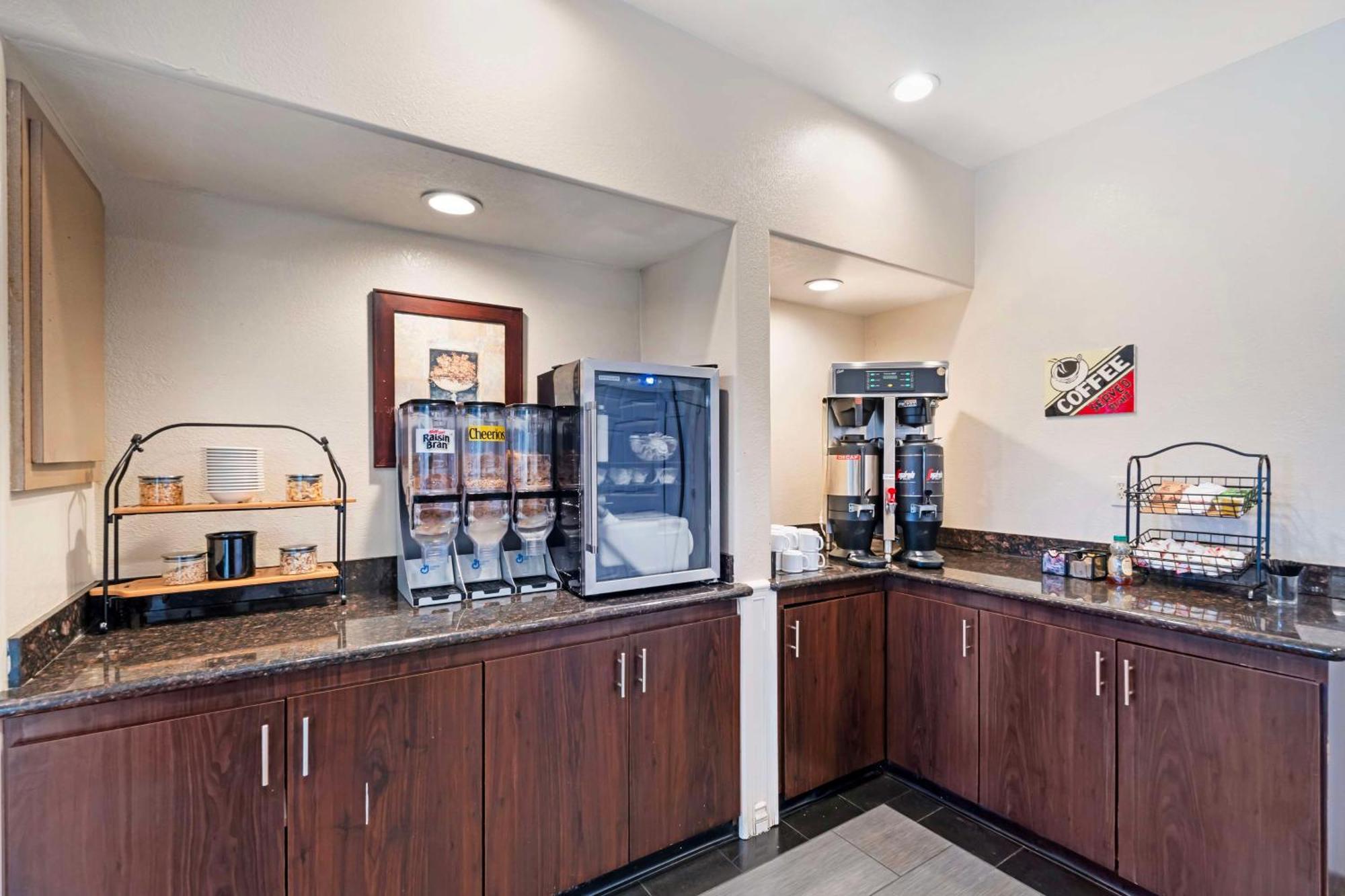 Best Western Plus Newport Mesa Inn Costa Mesa Dış mekan fotoğraf